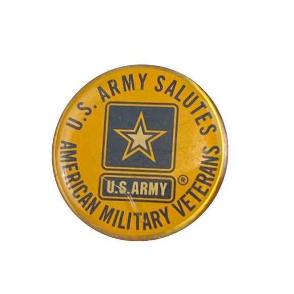 U.S. Army Salutes American Military Veterans Lapel Pin Gold-Tone  Collectible - Picture 2 of 5